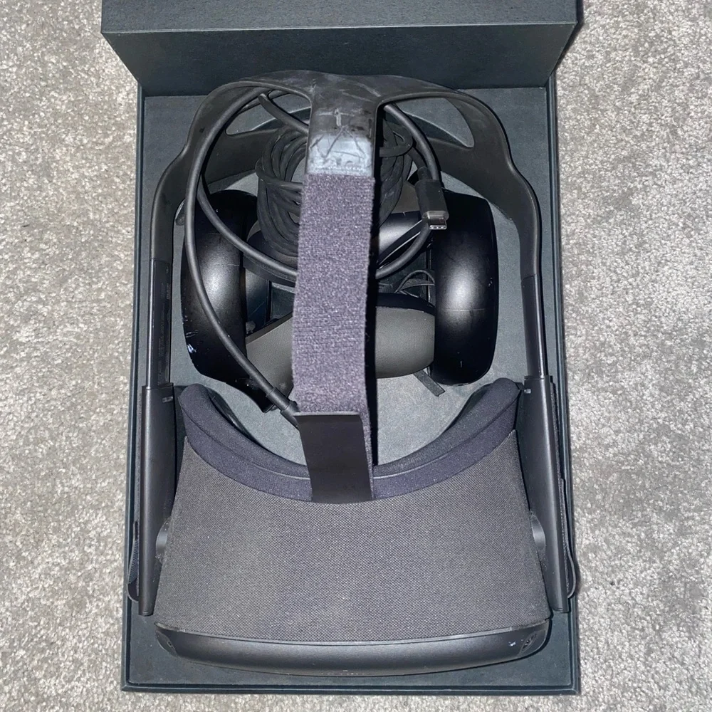 Oculus quest 1, in very good condition